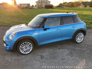 Mini Cooper F55 2018