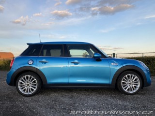 Mini Cooper F55 2018