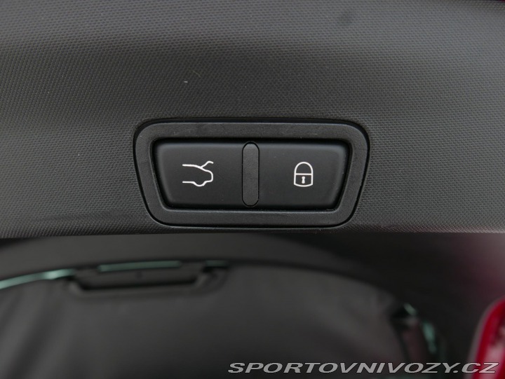 Alfa Romeo Stelvio 2,0i Turbo 280 Q4 REZERVA 2017