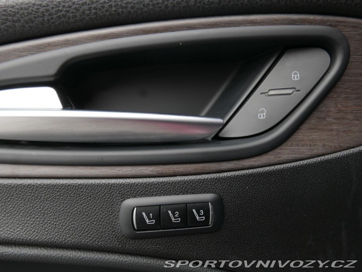 Alfa Romeo Stelvio 2,0i Turbo Q4 Automat 2017