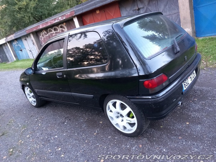 Renault Ostatní modely Clio 1.8 16V 1995