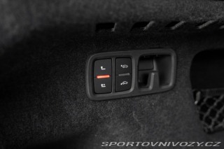 Audi RS Q8 Performance, Keramické b 2024