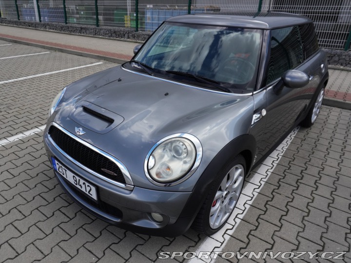 Mini Cooper MINI John Cooper Works R5 2008