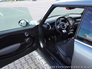 Mini Cooper MINI John Cooper Works R5 2008