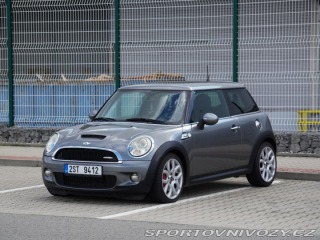 Mini Cooper MINI John Cooper Works R5 2008