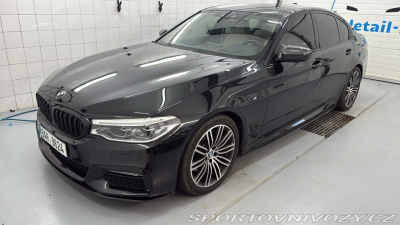 BMW 5 530d xDrive M-paket TOP v