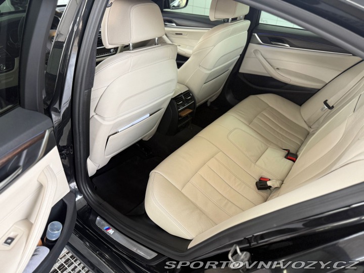 BMW 5 530d xDrive M-paket TOP v 1800