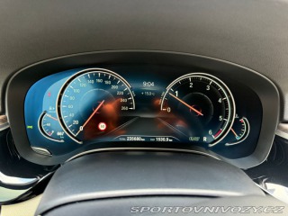 BMW 5 530d xDrive M-paket TOP v 1800