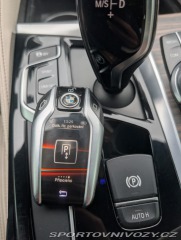 BMW 5 530d xDrive M-paket TOP v 1800
