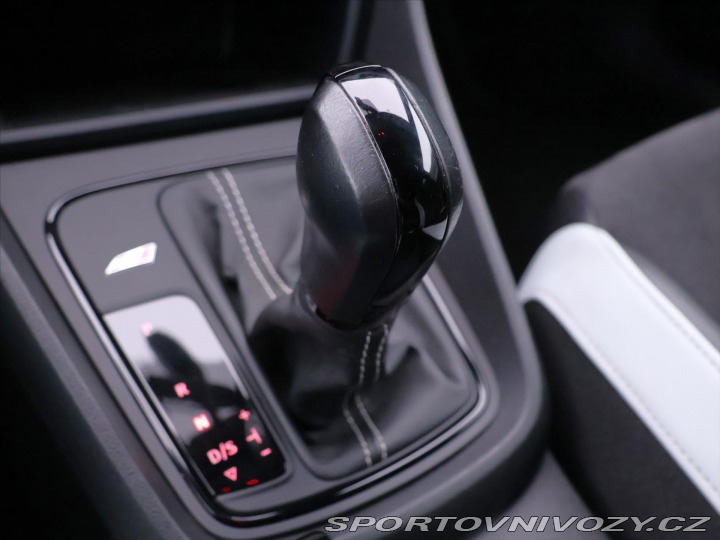 Seat Leon 2,0 TSI DSG Cupra 206kW L 2015