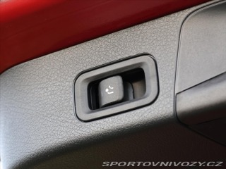 Mercedes-Benz Ostatní modely GLB 2,0 220 4Matic AMG Premiu 2025