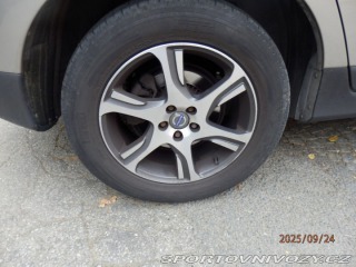 Volvo Ostatní modely XC60 2,4   Summum AWD 158kW 20 2012