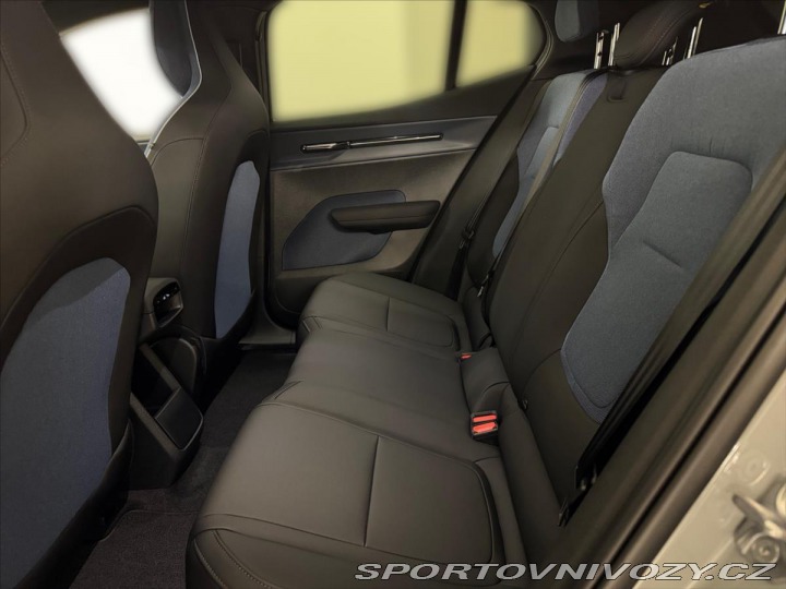 Volvo EX30 Plus Single Motor 7337 2025