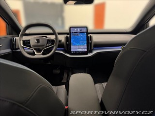 Volvo Ostatní modely EX30 Plus Single Motor 4953 2025