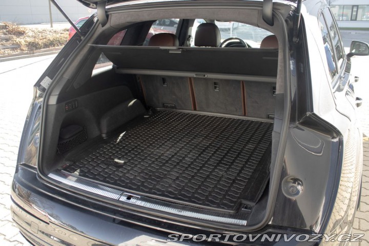 Audi SQ7 4.0 biTDI quattro tiptron 2017