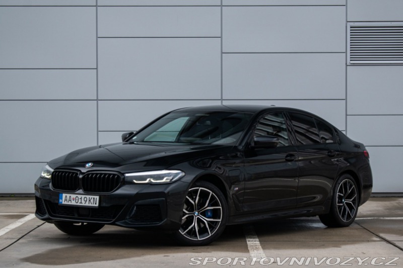 BMW 5 530e xDrive M Paket A/T