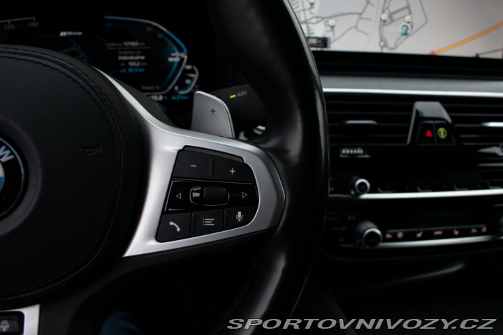 BMW 5 530e xDrive M Paket A/T 2021