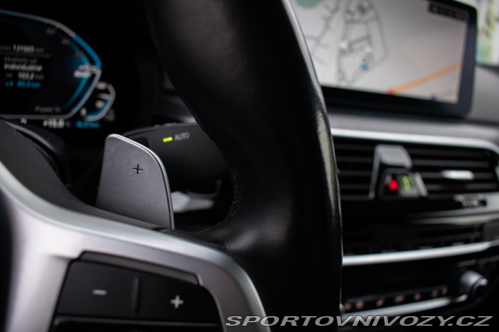 BMW 5 530e xDrive M Paket A/T 2021