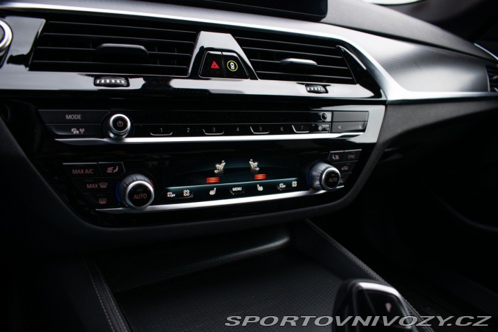 BMW 5 530e xDrive M Paket A/T 2021