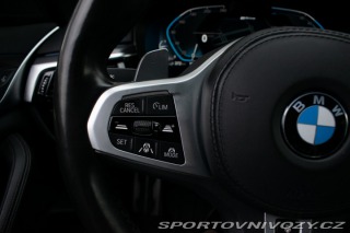 BMW 5 530e xDrive M Paket A/T 2021