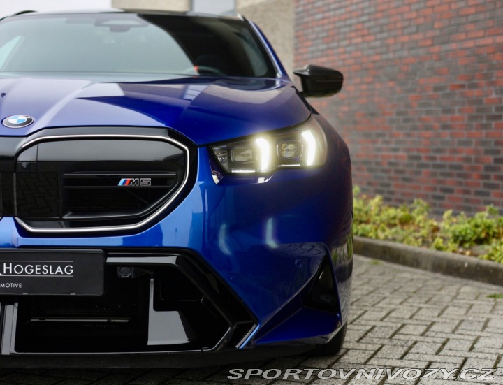 BMW M5 xdrive Touring | Marina 2025