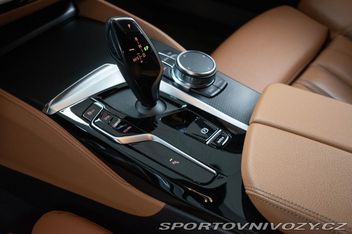 BMW 5 530d xD ///M TAŽNÉ*ZÁRUKA 2022