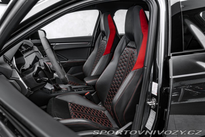 Audi RS Q3 2,5TFSI Q Keramiky RS pak 1800