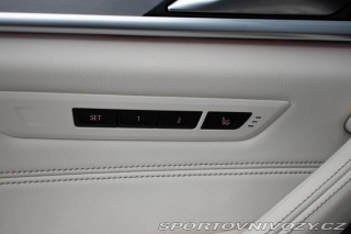 BMW 5 540d xDrive*MASÁŽ*2xKOLA* 2020