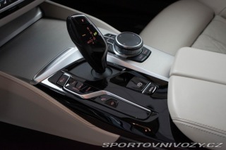 BMW 5 540d xDrive*MASÁŽ*2xKOLA* 2020