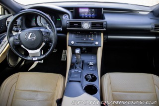 Lexus RC 300 hybrid 2018