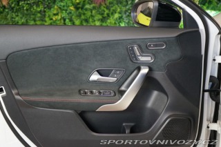Mercedes-Benz A 200d*AMG*CAMERA*LED*ZÁRUK 2024