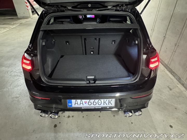 Volkswagen Golf R 20 years 2024