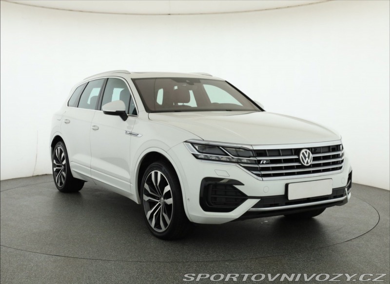 Volkswagen Ostatní modely Touareg R-Line 3.0 TDI
