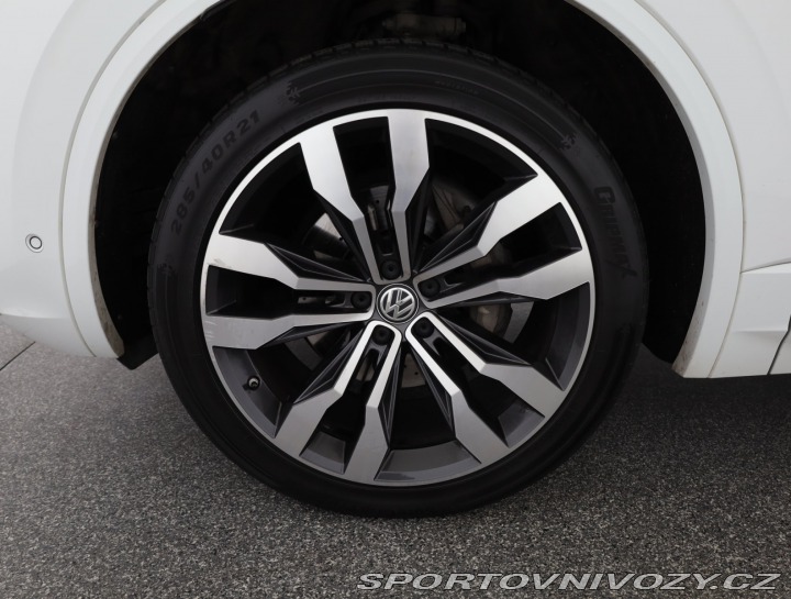 Volkswagen Ostatní modely Touareg R-Line 3.0 TDI 2018