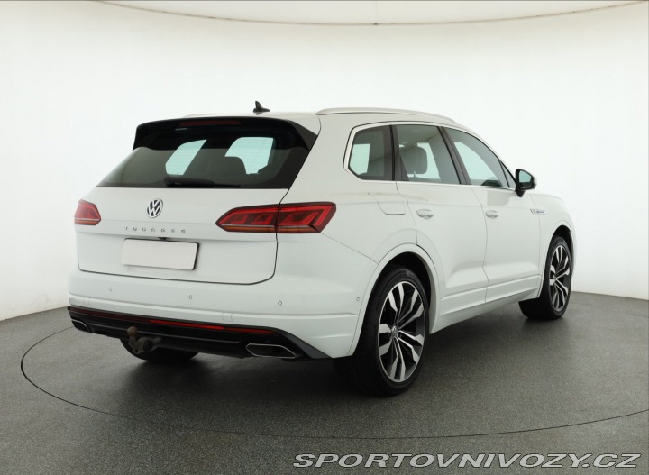 Volkswagen Ostatní modely Touareg R-Line 3.0 TDI 2018