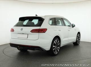 Volkswagen Ostatní modely Touareg R-Line 3.0 TDI 2018