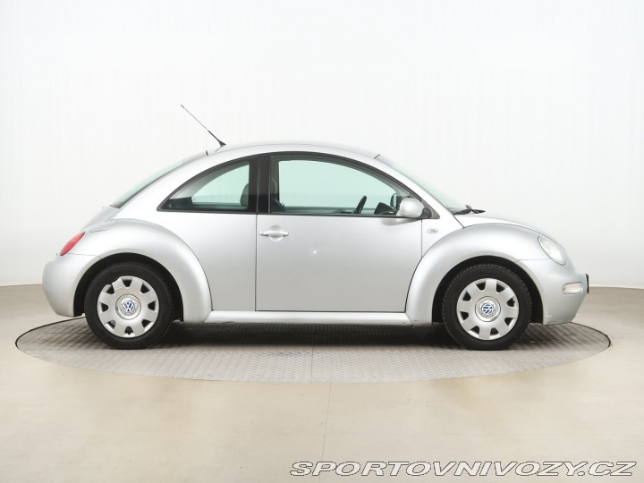 Volkswagen New Beetle 1.6 2002