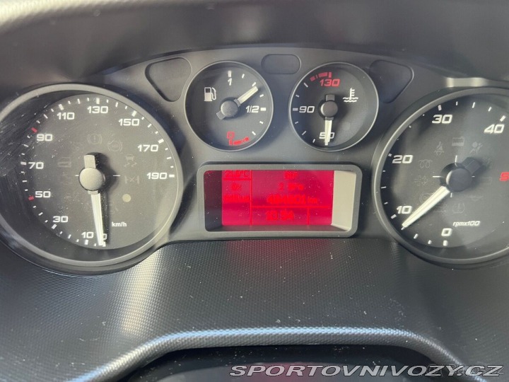 Ostatní značky Ostatní modely Iveco Daily 3,0 35 C 180 1800