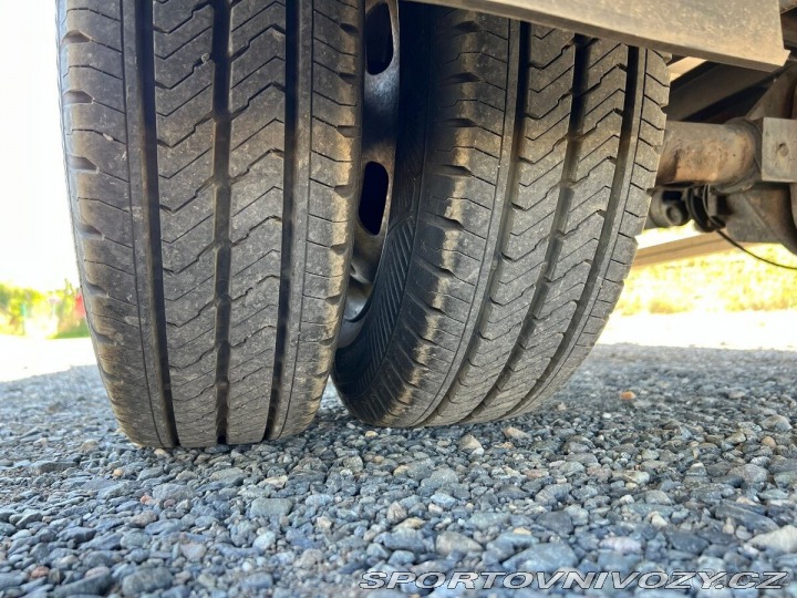Ostatní značky Ostatní modely Iveco Daily 3,0 35 C 180 1800