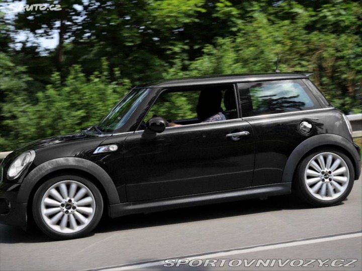 Mini Cooper 1,6 2010