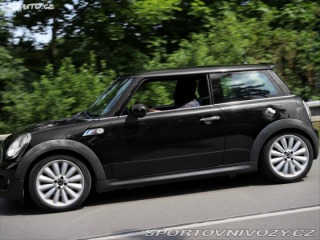 Mini Cooper 1,6 2010