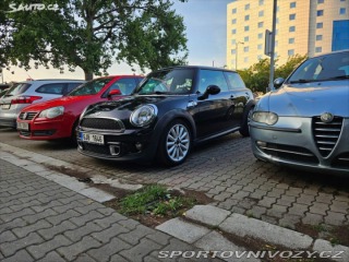 Mini Cooper 1,6 2010