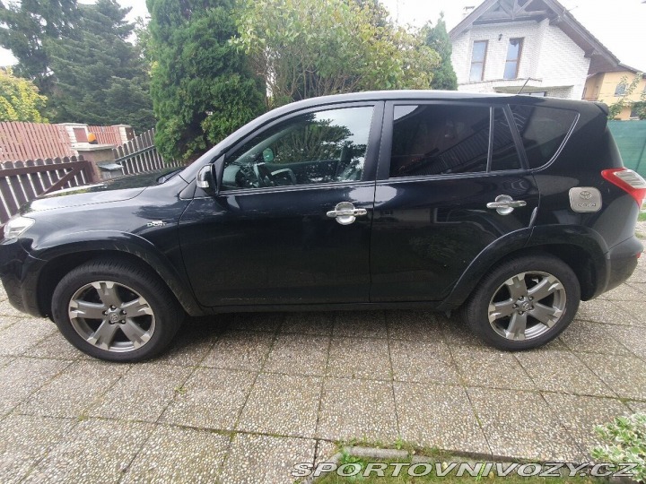 Toyota Ostatní modely RAV4 2,2 2011, 4x4 2011