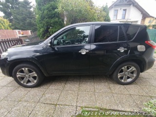 Toyota Ostatní modely RAV4 2,2   2011, 4x4 2011