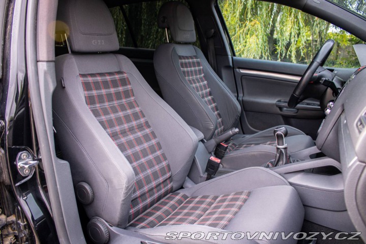 Volkswagen Golf 2.0 FSI GTI Turbo, 147kW 2005