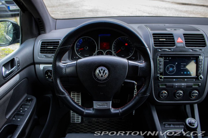 Volkswagen Golf 2.0 FSI GTI Turbo, 147kW 2005