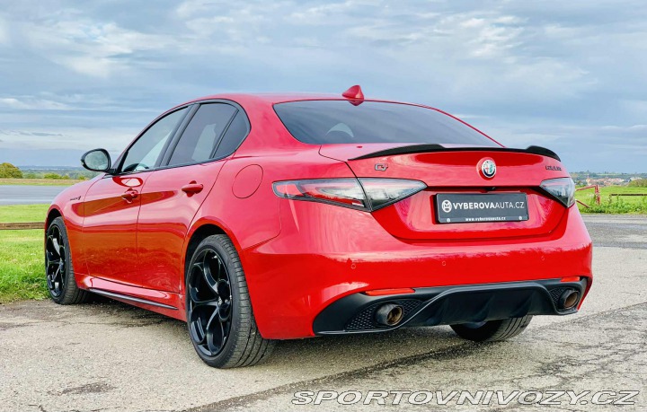 Alfa Romeo Giulia VELOCE Ti 2.0 Turbo 206kW 2021