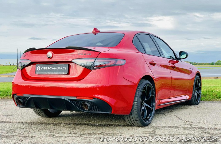 Alfa Romeo Giulia VELOCE Ti 2.0 Turbo 206kW 2021