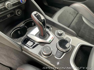 Alfa Romeo Giulia VELOCE Ti 2.0 Turbo 206kW 2021