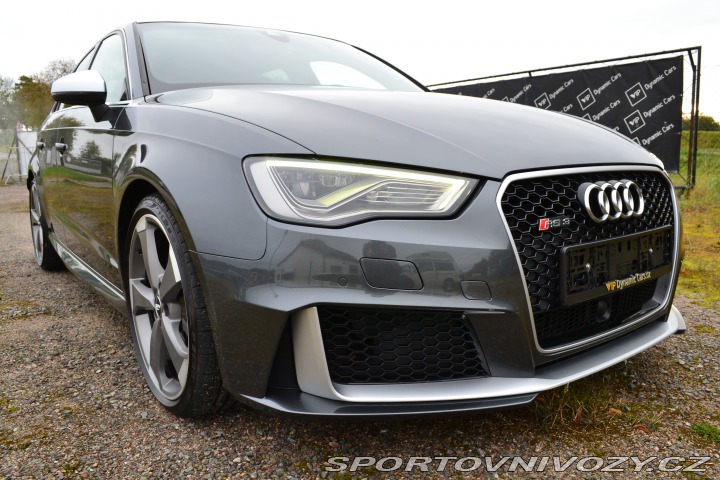 Audi RS3  2016